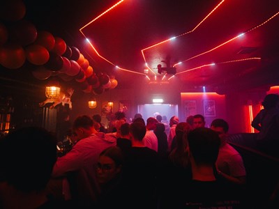 Rustik Bar & Natklub